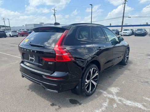 Used 2025 Volvo XC60 B5 Ultra w/ Protection Package Premier AWD/4WD image 4