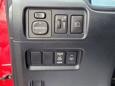 Used 2024 Toyota 4Runner SR5 Premium image 27