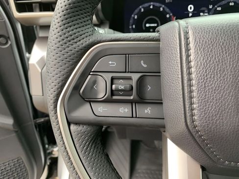 New 2025 Toyota Tacoma TRD Off-Road AWD/4WD image 25