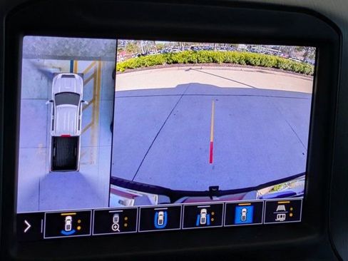 Used 2023 GMC Sierra 3500 Denali w/ Denali Ultimate Package image 31