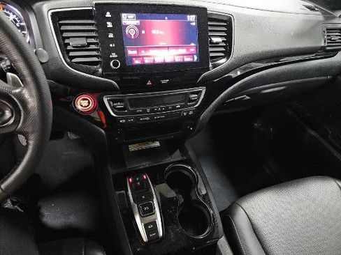 Used 2022 Honda Ridgeline Black Edition image 8