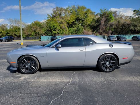 Used 2015 Dodge Challenger R/T Plus image 8