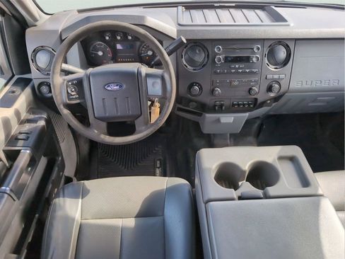 Used 2014 Ford F450 XL w/ Power Equipment Group image 25