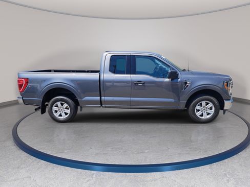 Used 2023 Ford F150 XLT w/ Equipment Group 301A Mid RWD image 4
