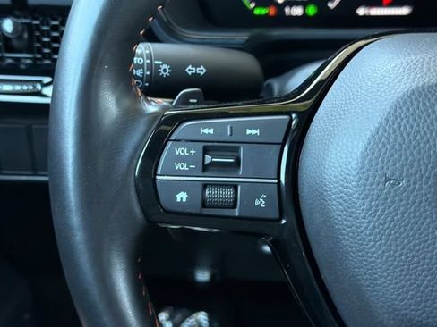 Used 2025 Honda CR-V Sport Touring image 30
