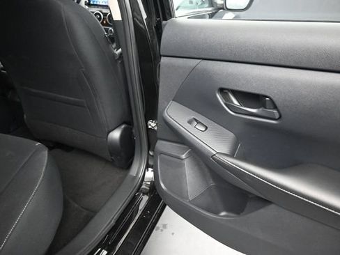 Used 2025 Nissan Sentra SV FWD image 20