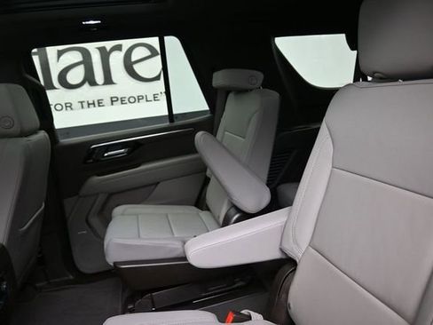 Used 2025 Chevrolet Tahoe LT w/ Advanced Technology Package AWD/4WD image 22