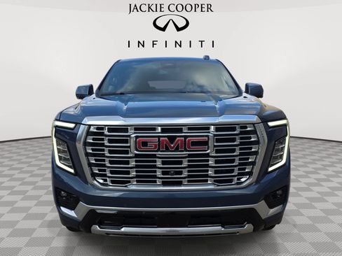 Used 2025 GMC Yukon Denali w/ Sun & Power Step Package AWD/4WD image 2