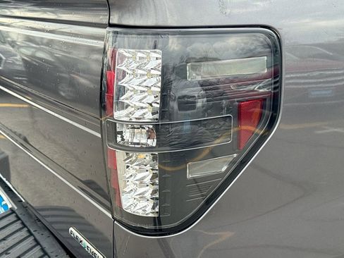 Used 2012 Ford F150 XLT w/ XLT Chrome Pkg image 32