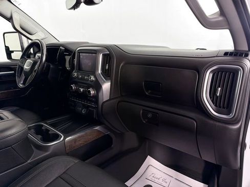 Used 2021 GMC Sierra 3500 Denali w/ Denali Ultimate Package image 31