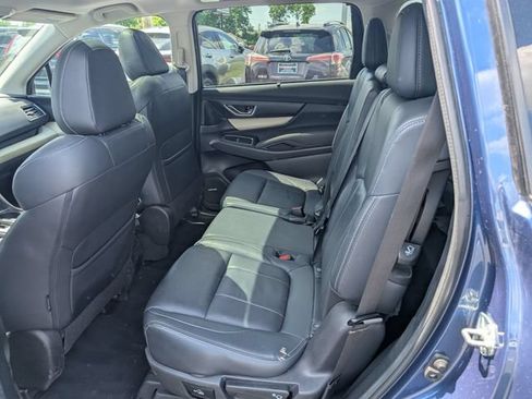 Used 2022 Subaru Ascent Limited w/ Technology Package AWD/4WD image 9