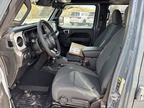 New 2026 Jeep Gladiator Willys image 14