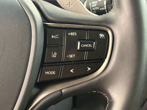 Used 2021 Lexus ES 300h ES 300h w/ Premium Package image 27