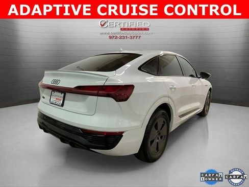 Used 2024 Audi Q8 e-tron Premium image 5