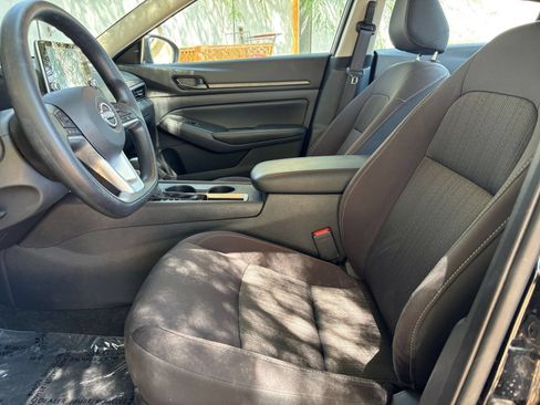 Used 2026 Nissan Altima 2.5 SV FWD image 26