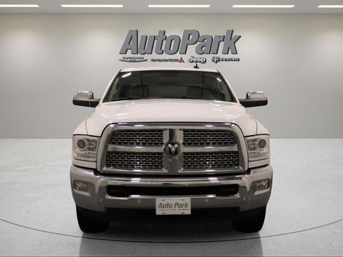 Used 2016 RAM 2500 Laramie AWD/4WD image 4