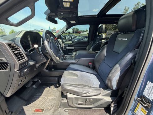 Used 2019 Ford F150 Raptor w/ Equipment Group 802A Luxury AWD/4WD image 12