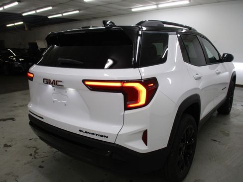 New 2026 GMC Terrain Elevation image 6
