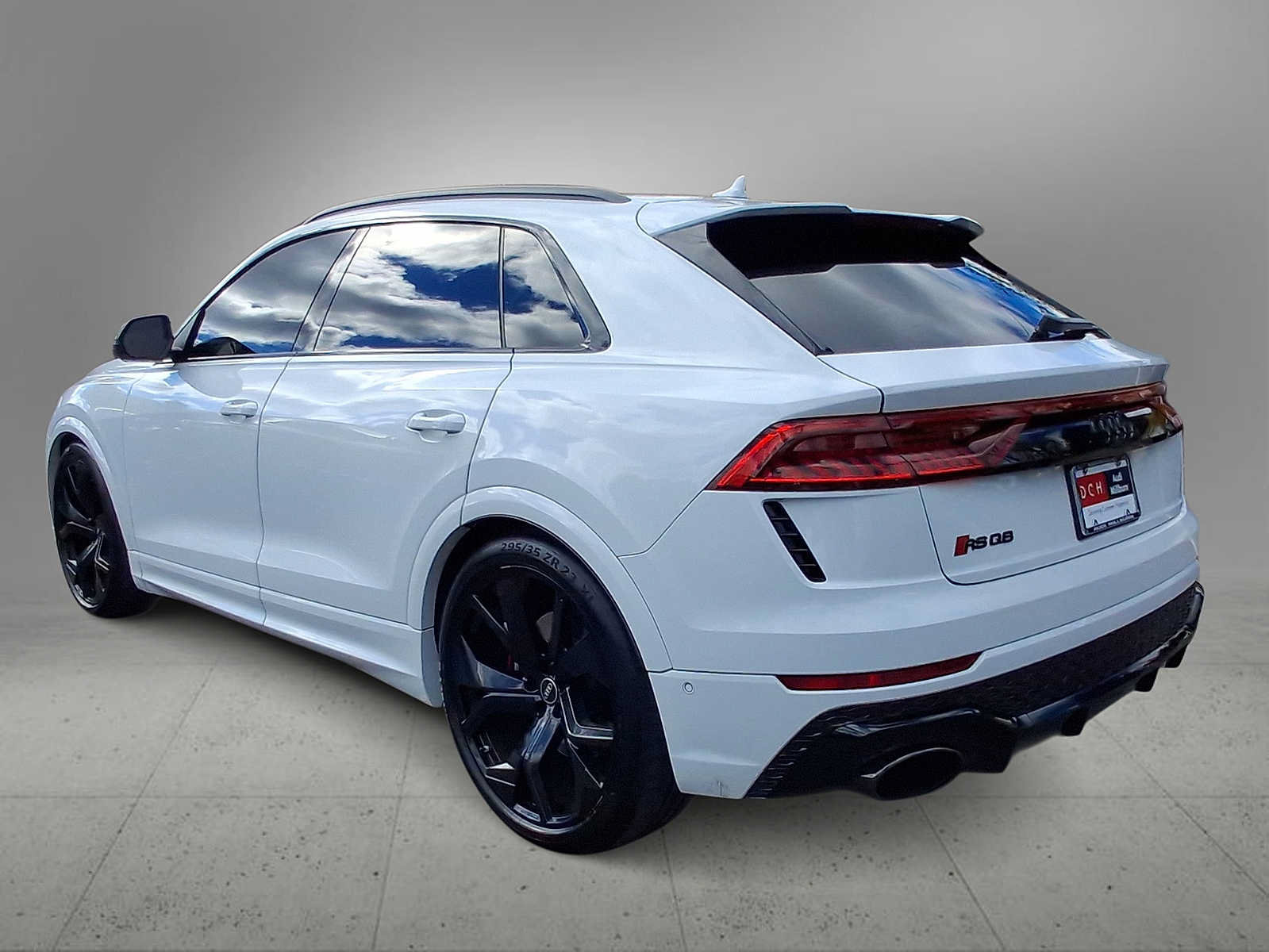 Used 2022 Audi RS Q8 w/ Black Optic Package AWD/4WD image 6