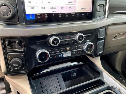 Used 2025 Ford F350 Platinum w/ Platinum Plus Package AWD/4WD image 23
