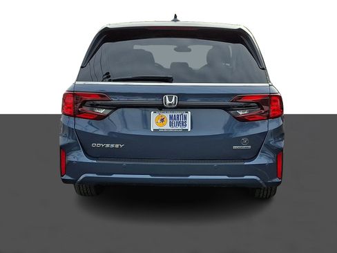 Certified 2025 Honda Odyssey Touring image 5