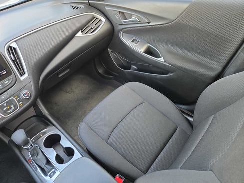 Used 2024 Chevrolet Malibu LS FWD image 13