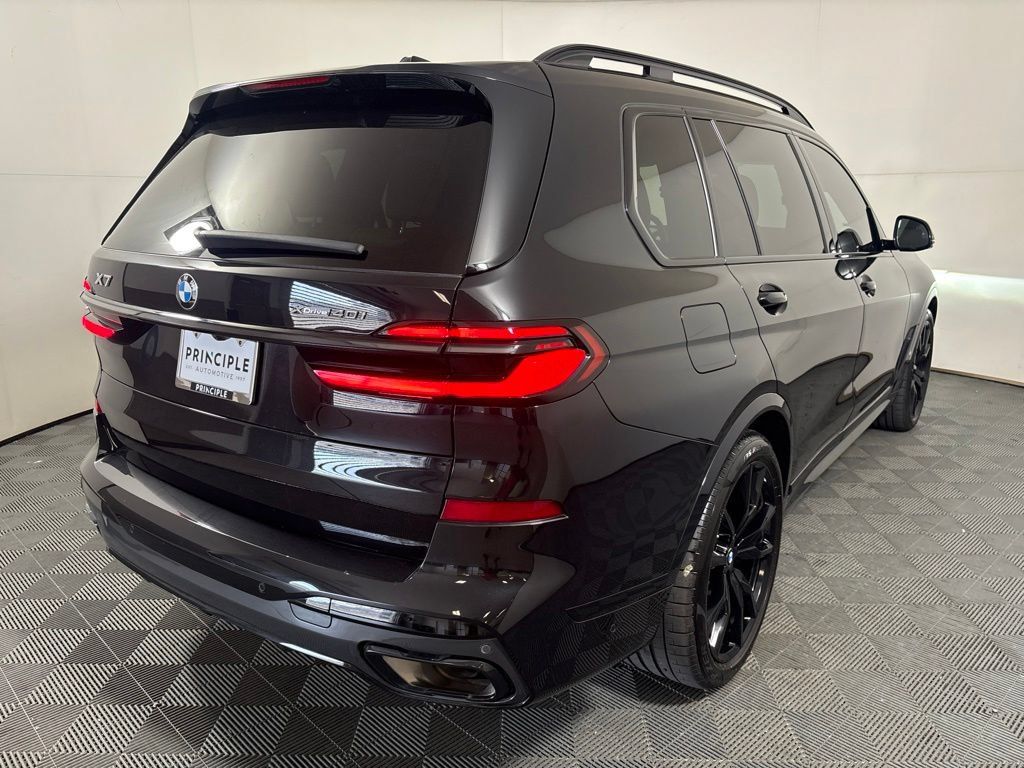 Certified 2026 BMW X7 xDrive40i w/ M Sport Package AWD/4WD image 5