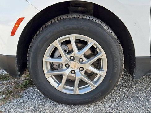 Certified 2024 Chevrolet Equinox LT AWD/4WD image 31