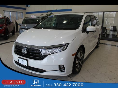 Used 2023 Honda Odyssey Touring image 1