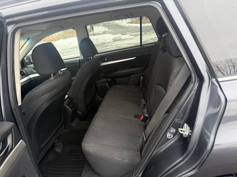 Used 2012 Subaru Outback 2.5i Premium w/ All-Weather Pkg image 11