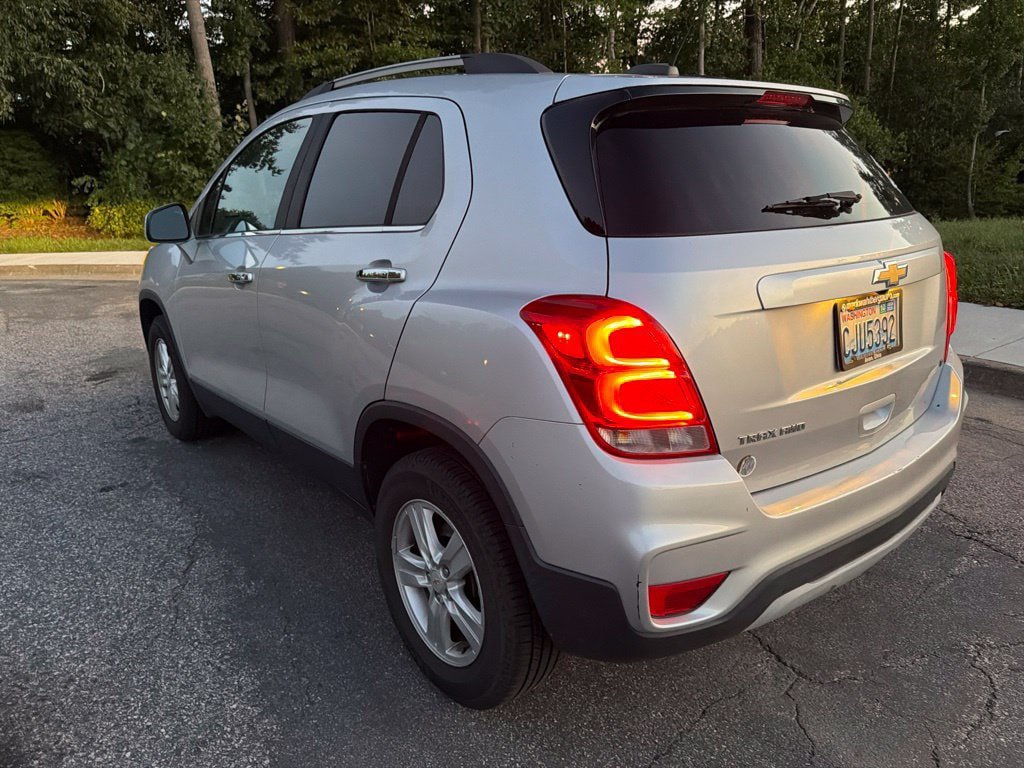 Used 2018 Chevrolet Trax LT w/ LT Convenience Package AWD/4WD image 5