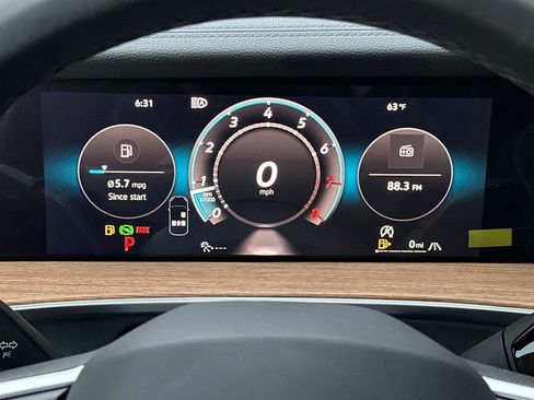 New 2026 Volkswagen Tiguan SEL R-Line image 24