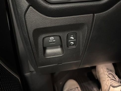 Used 2022 RAM 1500 Laramie w/ Sport Appearance Package AWD/4WD image 42