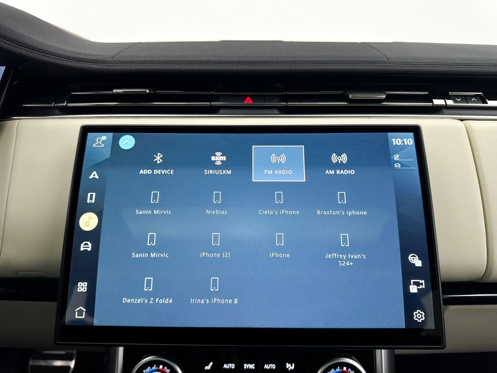 Used 2023 Land Rover Range Rover SE AWD/4WD image 29