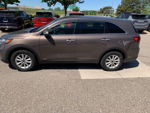 Used 2019 Kia Sorento AWD image 7