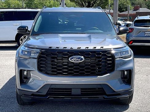 Certified 2025 Ford Explorer ST-Line w/ ST-Line Street Pack AWD/4WD image 2