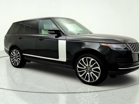 Used 2019 Land Rover Range Rover Supercharged AWD/4WD image 3