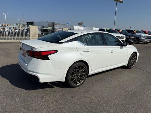 New 2025 Nissan Altima 2.5 SR image 6