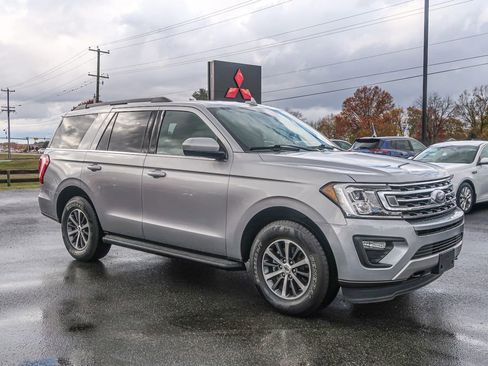 Used 2021 Ford Expedition XLT image 1