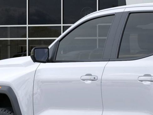 New 2026 GMC Canyon AT4 w/ Technology Plus Package AWD/4WD image 12