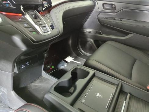 New 2026 Honda Odyssey Sport-L image 21