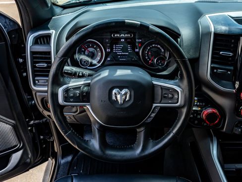 Used 2022 RAM 1500 Big Horn AWD/4WD image 18