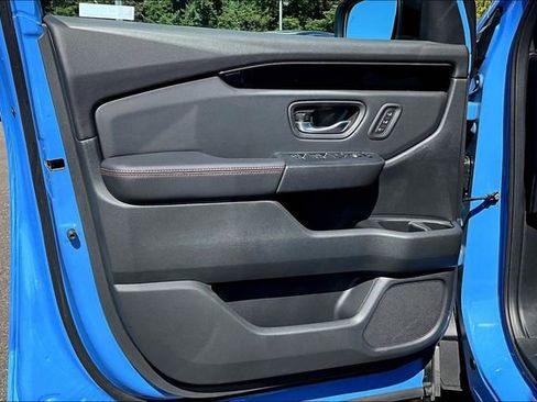 New 2025 Honda Pilot TrailSport image 20