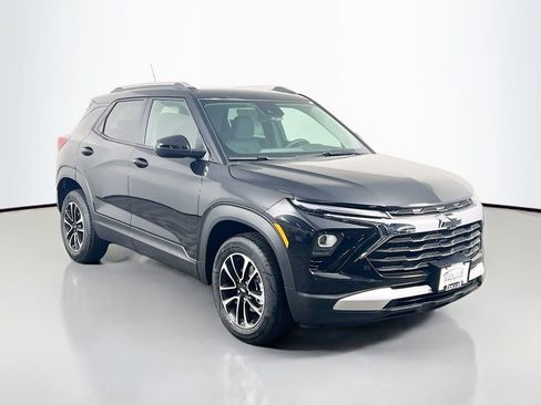 New 2026 Chevrolet TrailBlazer LT w/ LT Cold Weather Package image 3