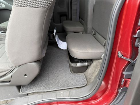 Used 2012 Nissan Frontier SV w/ Sport Appearance Pkg image 21