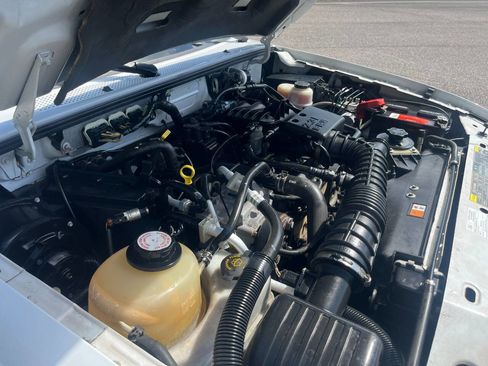 Used 2011 Ford Ranger XLT image 21