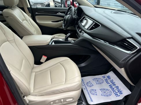 Used 2020 Buick Enclave Premium w/ Sun and Sites Package AWD/4WD image 34