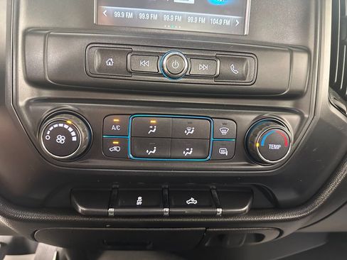 Used 2017 Chevrolet Silverado 1500 W/T AWD/4WD image 28