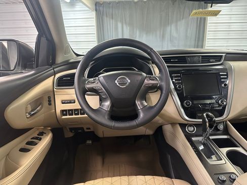 Used 2021 Nissan Murano Platinum w/ Cargo Package AWD/4WD image 2