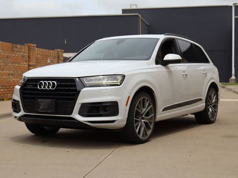 Used 2019 Audi Q7 3.0T Prestige w/ Prestige Package AWD/4WD image 2